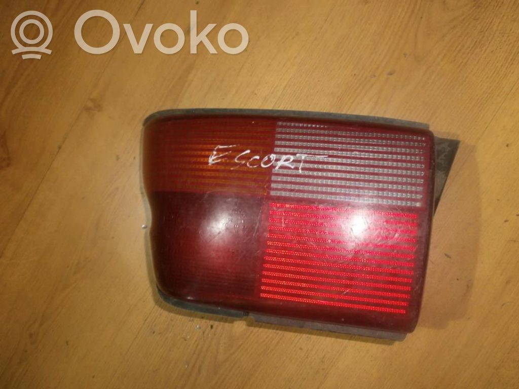 Takavalot   93AG13N004AA,93AG13N004AA