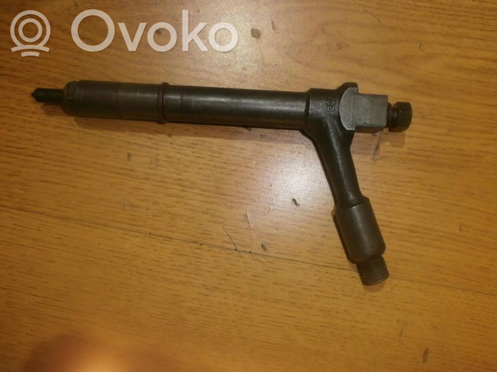 Opel Corsa C Wtryskiwacz paliwa 