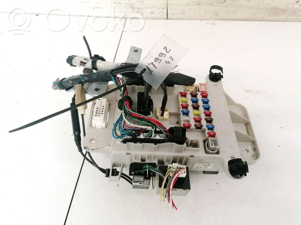 Toyota RAV 4 (XA20) Fuse box set 