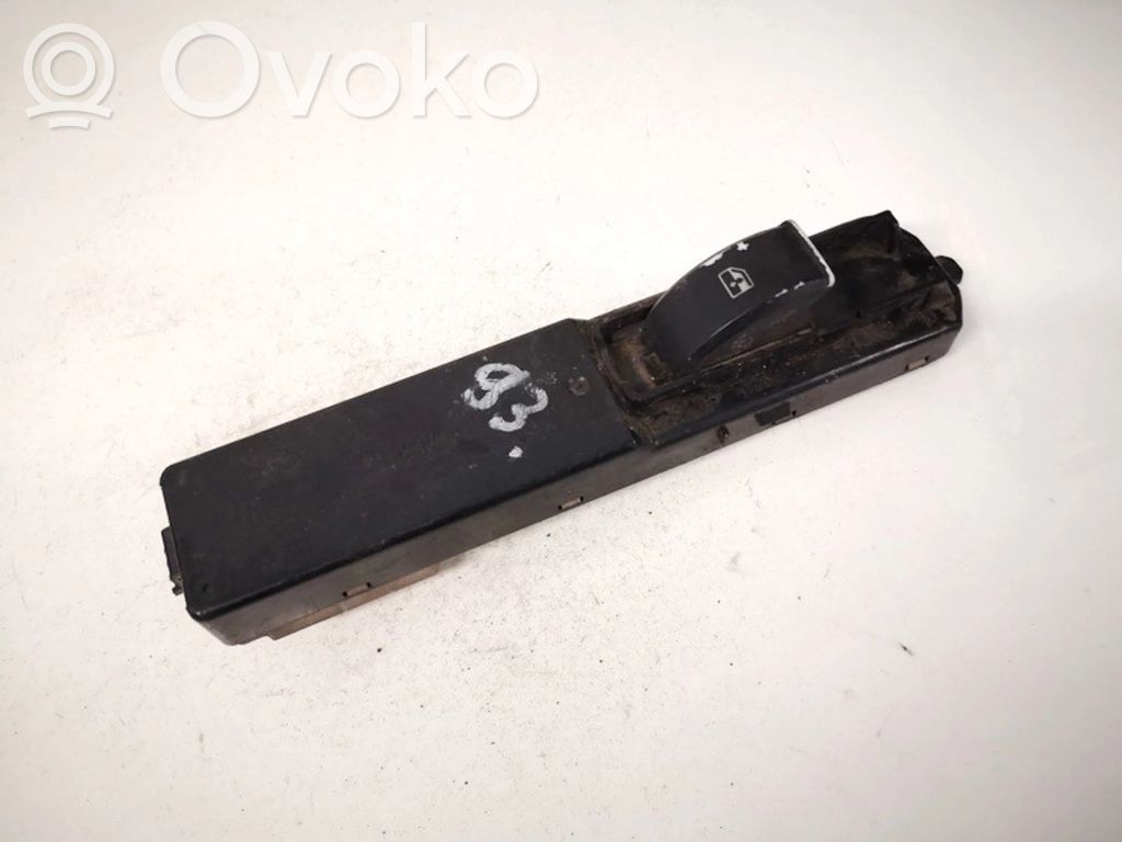 Electric window control switch   12760461,12758528,12758528,12760461