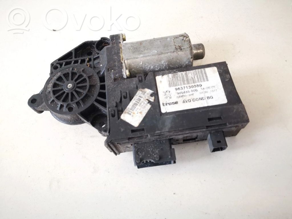 Peugeot 307 Motorino alzacristalli della portiera anteriore
