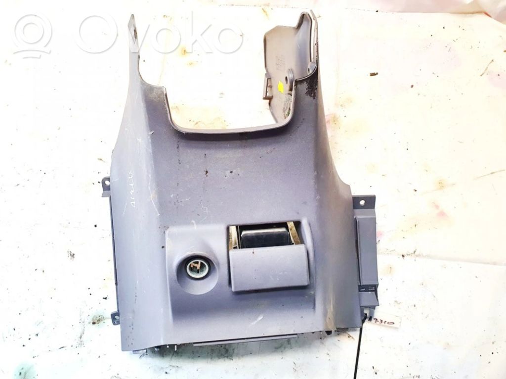 Nissan Almera Tino Otros repuestos del interior 