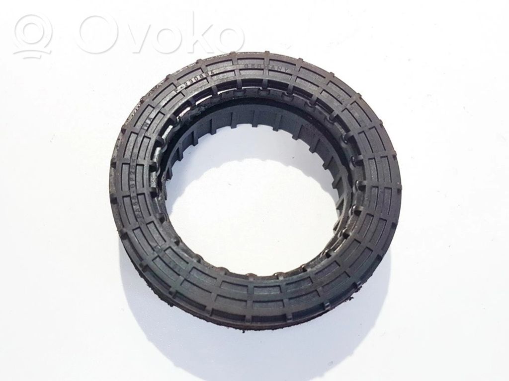 Opel Astra H Supporto di montaggio della molla elicoidale 