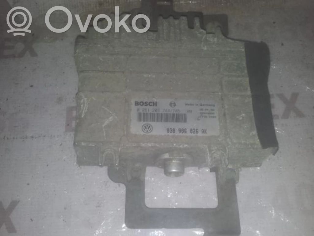 Volkswagen Polo III 6N 6N2 6NF Sterownik / Moduł ECU 