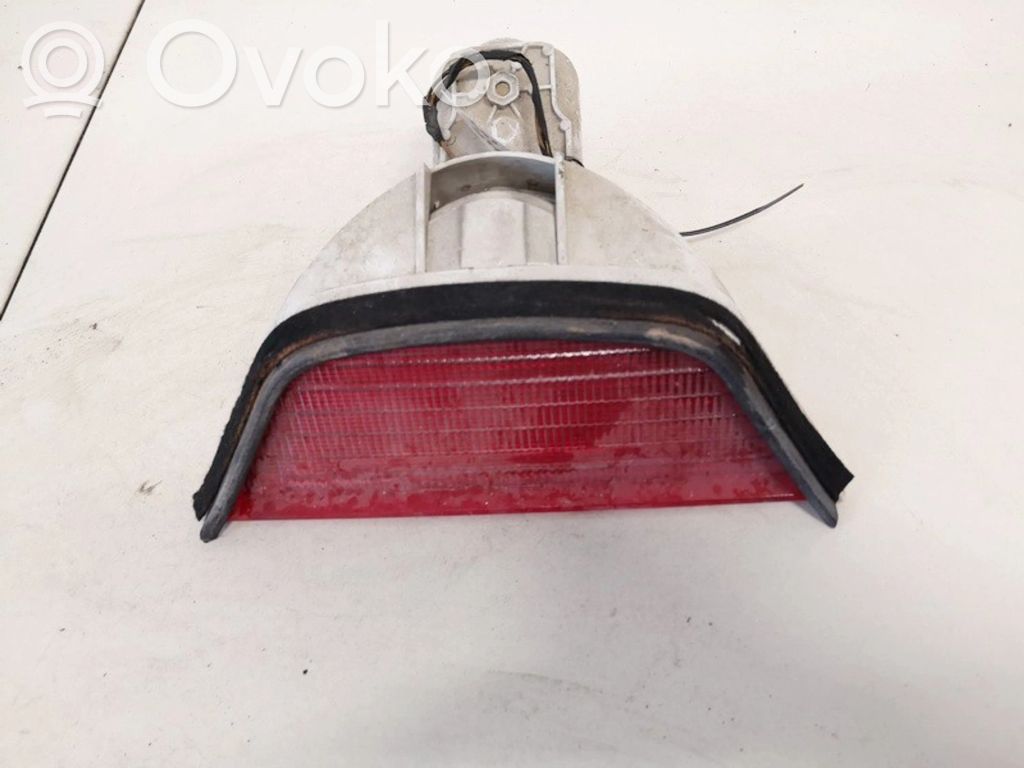 BMW 5 E39 Third/center stoplight 