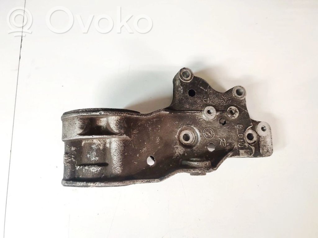 Alfa Romeo 156 Engine mount bracket 