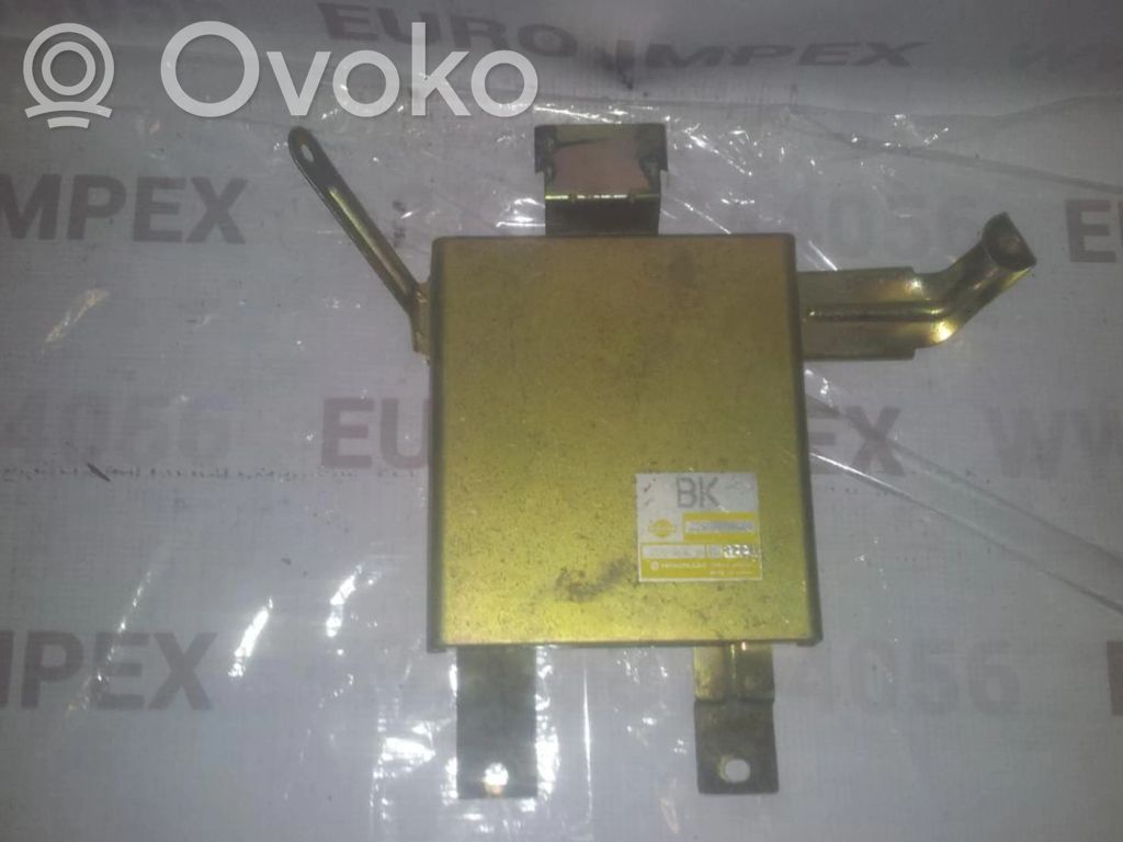 Nissan Sunny Engine control unit/module 