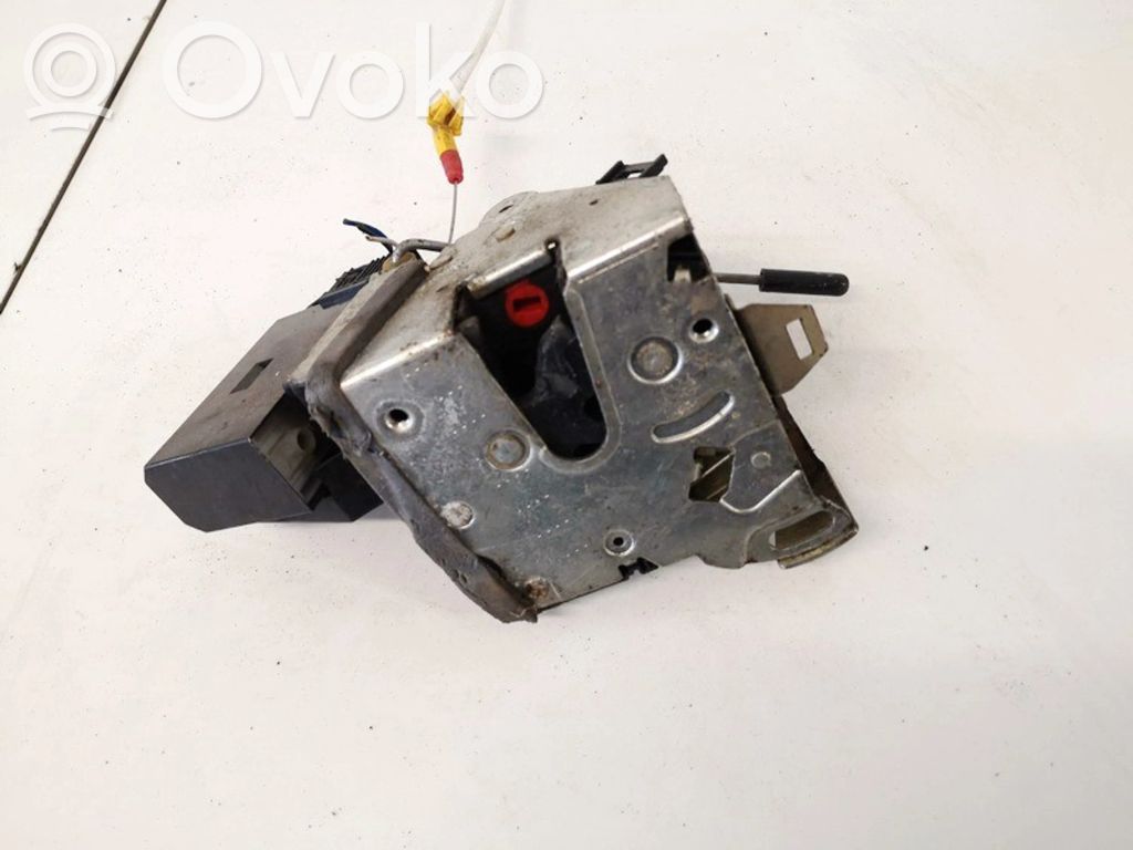 Takaoven lukko   8352165,8352165