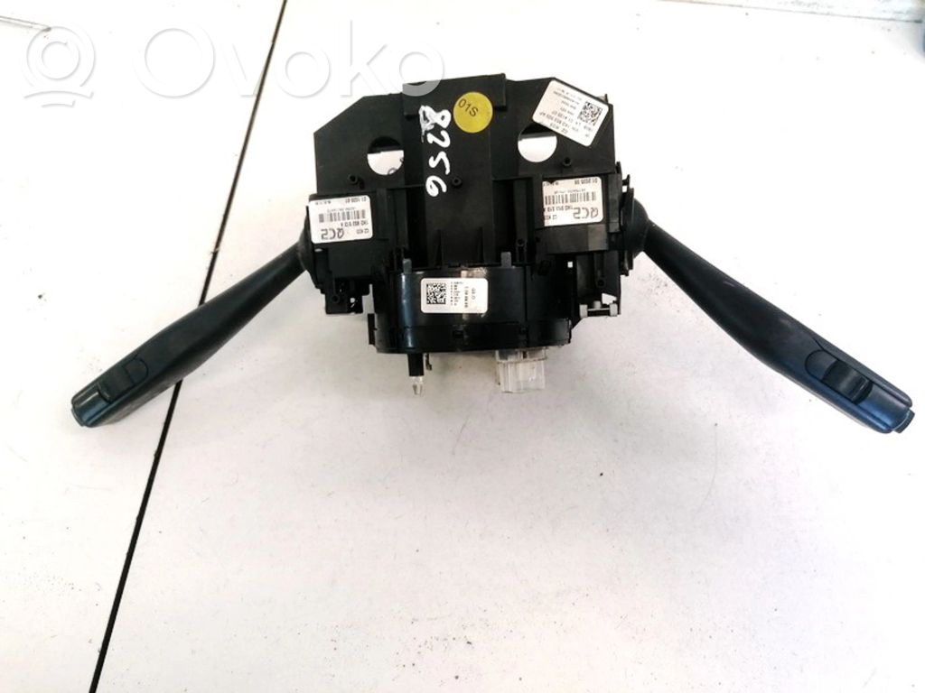 Volkswagen Touran I Pyyhkimen/suuntavilkun vipukytkin
