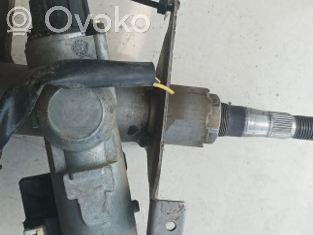 Nissan Almera Tino Contact aprindere 