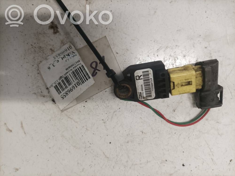 Toyota Avensis T250 Airbagsensor Crashsensor Drucksensor