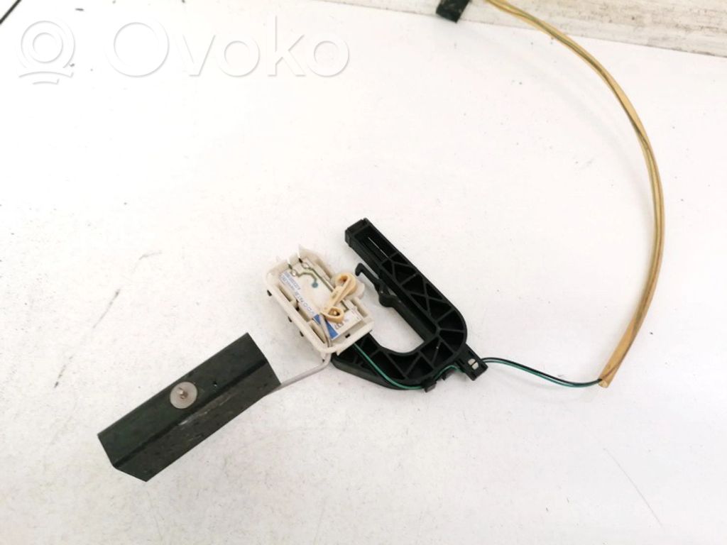 Audi A8 S8 D3 4E Senzor nivel combustibil 