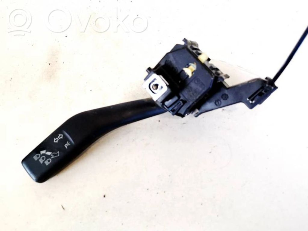 Commodo de clignotant   1K0953513E,1K0953513E