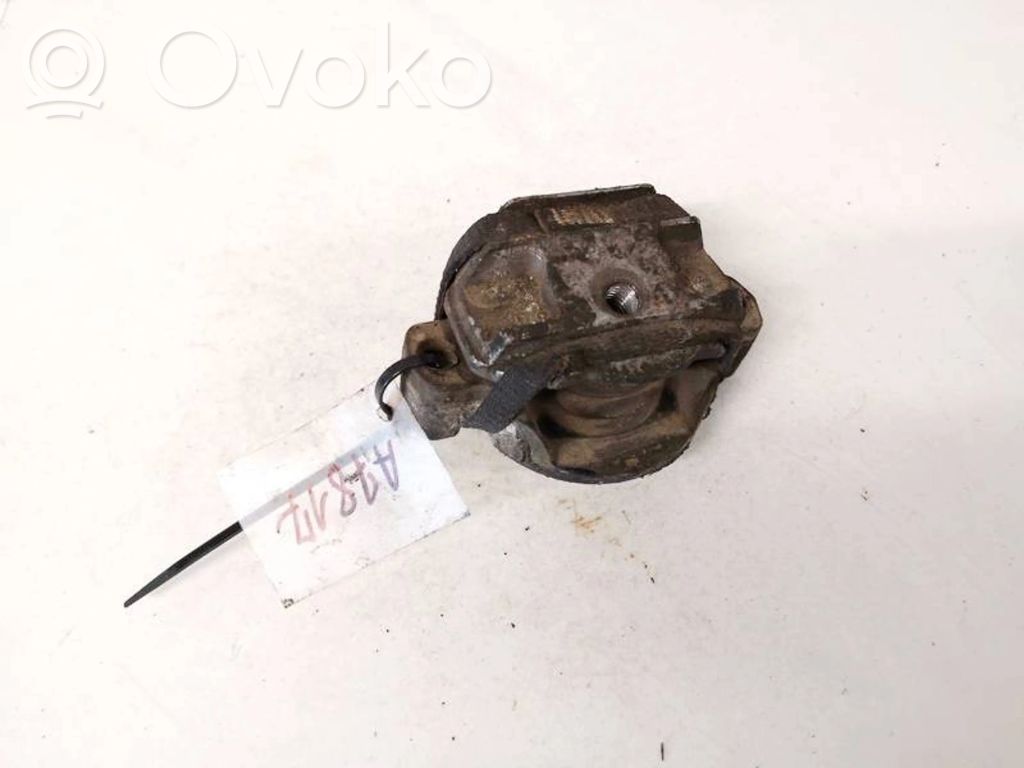 Audi A8 S8 D3 4E Engine mount bracket 