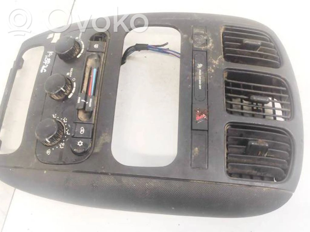 Dodge Grand Caravan Climate control unit 
