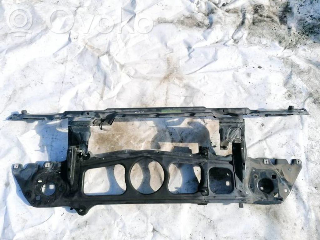 BMW 5 E39 Support de radiateur sur cadre face avant 