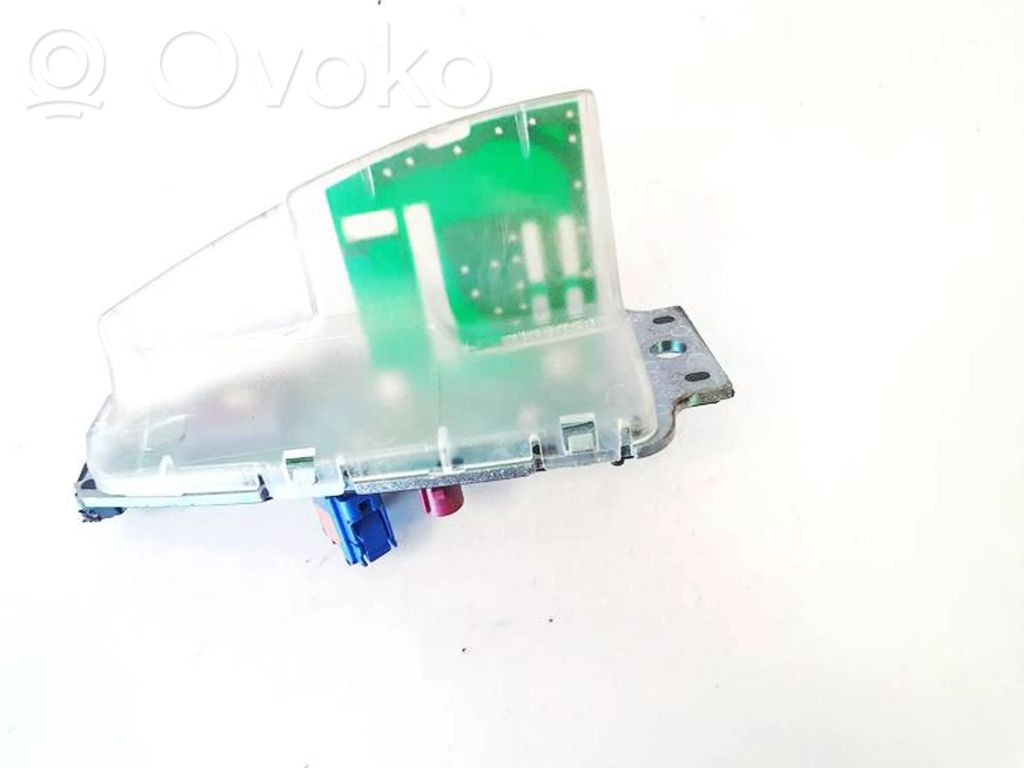 Antenne GPS   694041805,694041805,1682611,30000935BF,694041805,694041805
