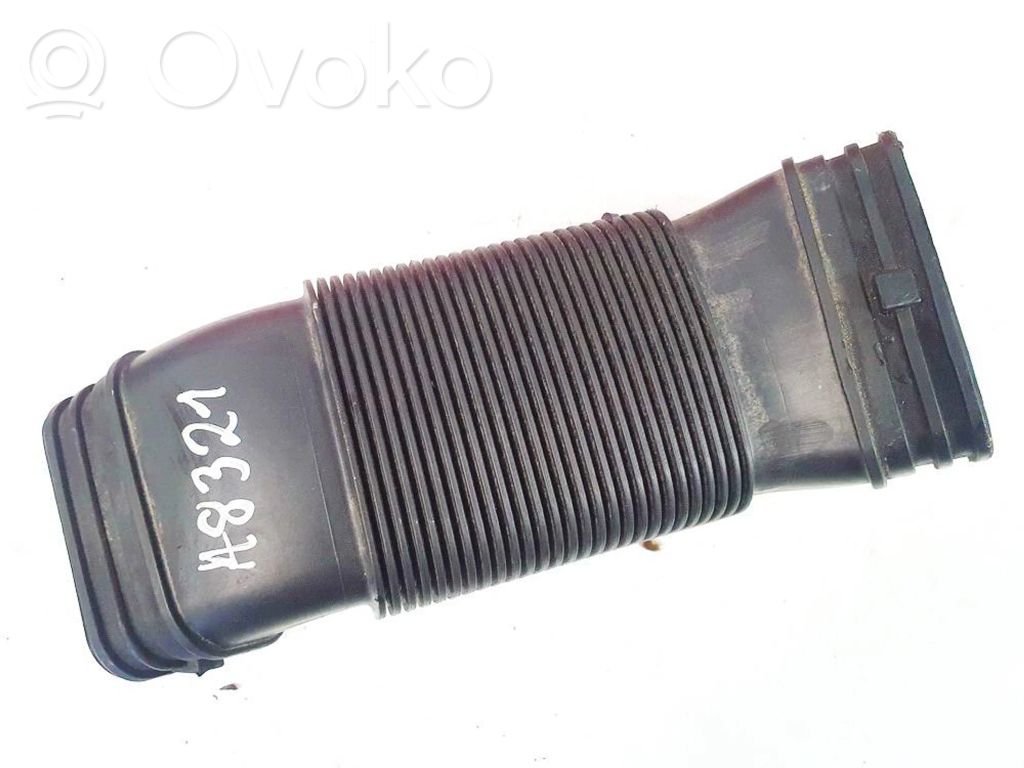 Air intake hose/pipe