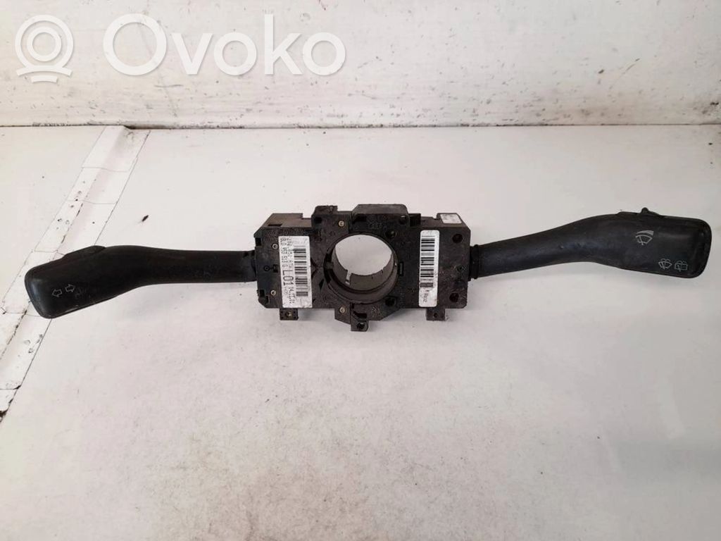 Volkswagen Golf IV Bloc semnalizator și ștergător parbriz