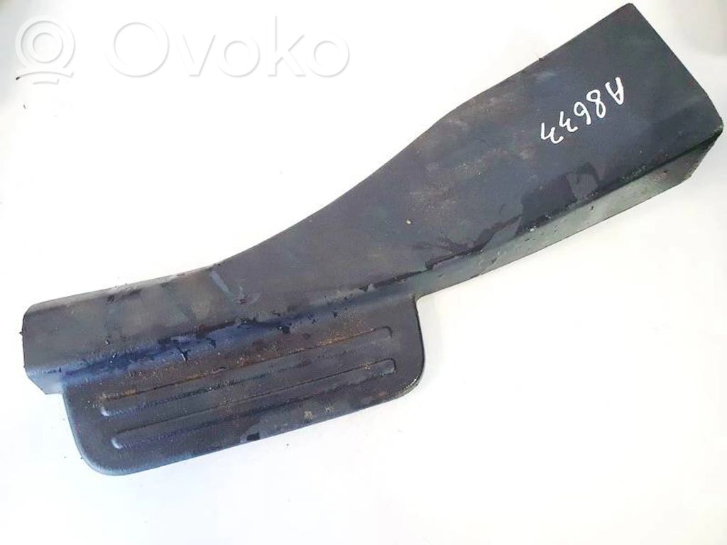 Daihatsu Materia Capac prag spate 
