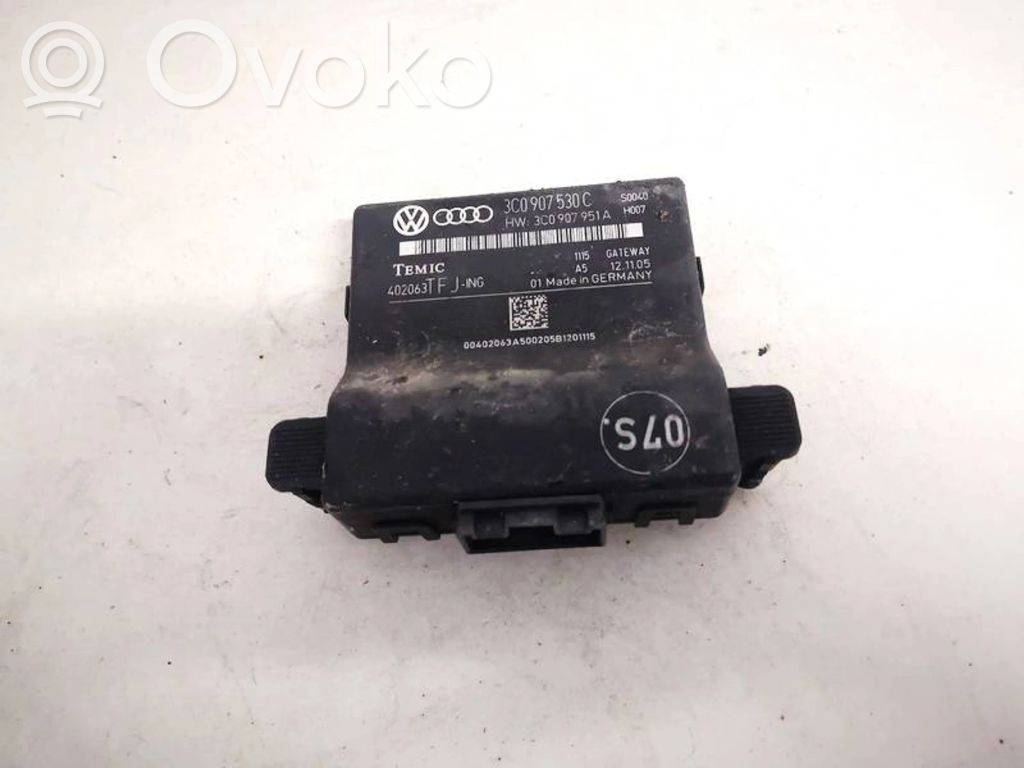 Volkswagen PASSAT B6 Unité de commande module de porte 