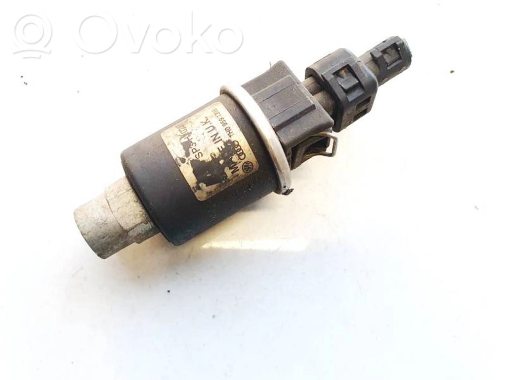 Volkswagen Golf IV Senzor presiune aer condiționat (A/C) 