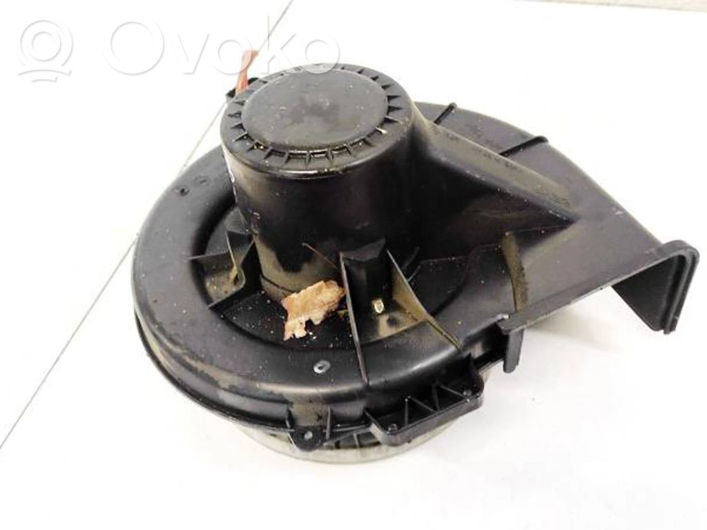 Volkswagen Polo IV 9N3 Ventilator aerotermă