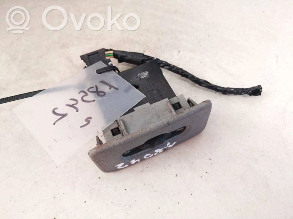 Opel Movano A Headlight level height control switch 