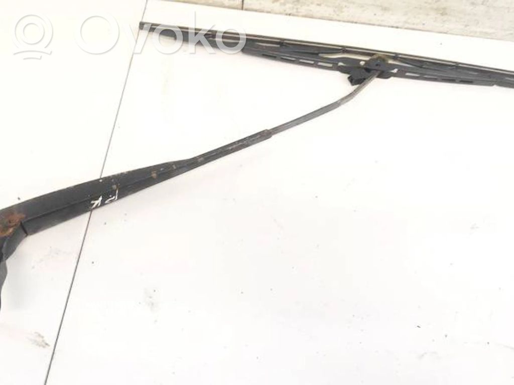 Volkswagen Polo IV 9N3 Braccio della spazzola tergicristallo anteriore