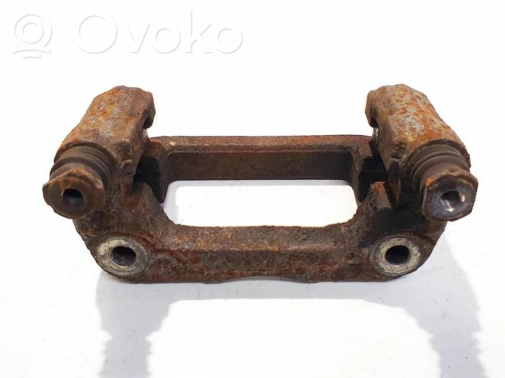 Takajarrusatula   06R,06R