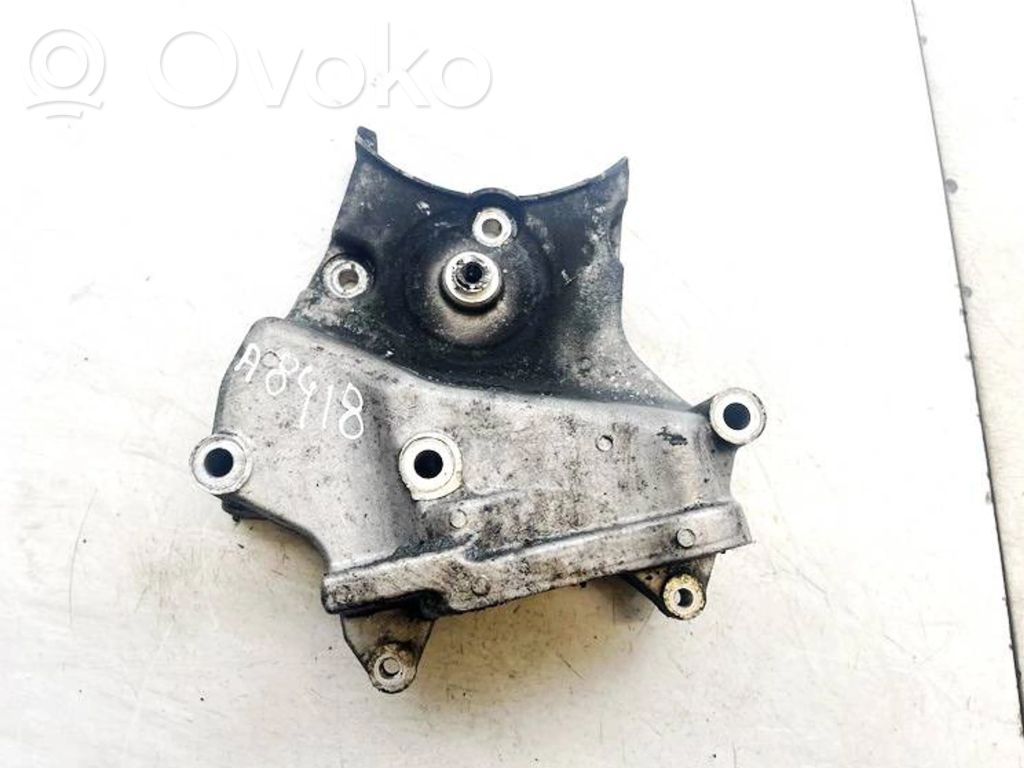 Saab 9-3 Ver2 Engine mounting bracket 
