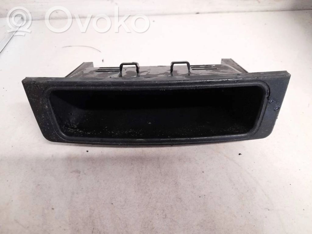 Mercedes-Benz C W203 Altra parte interiore
