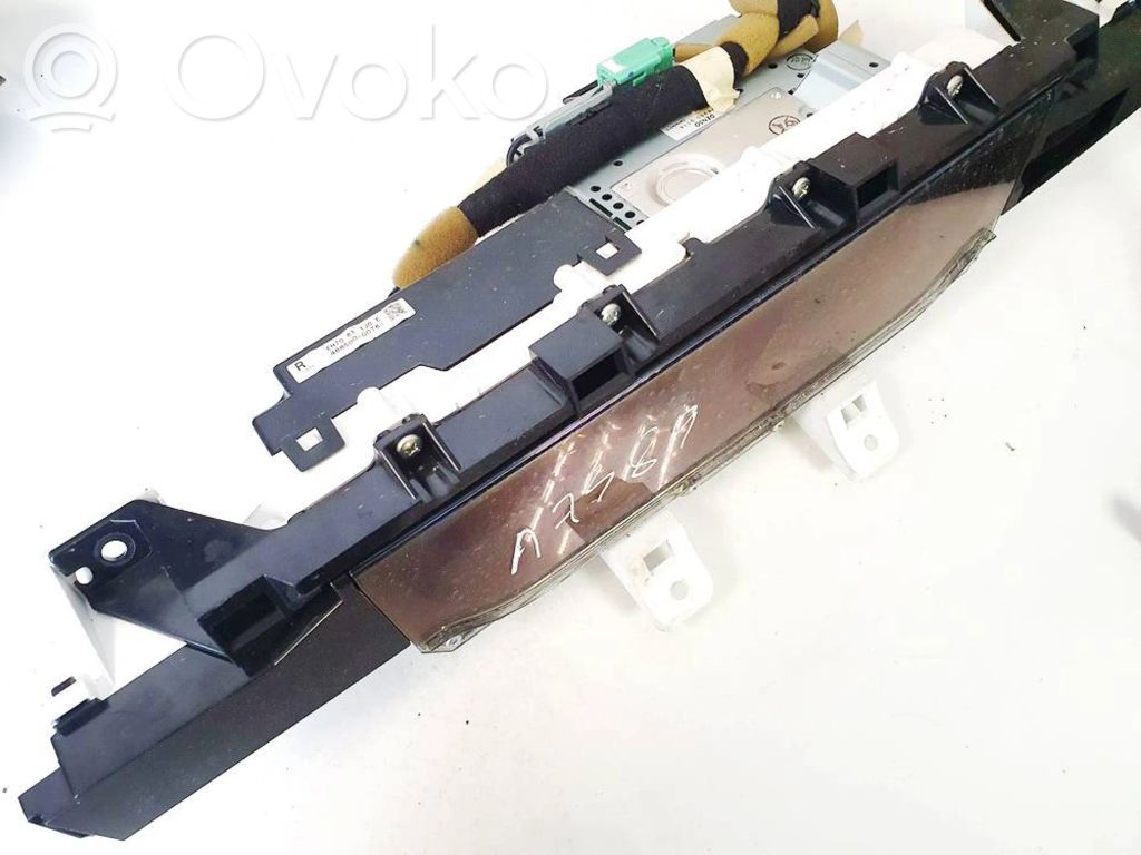 Mazda CX-7 Speedometer (instrument cluster) 