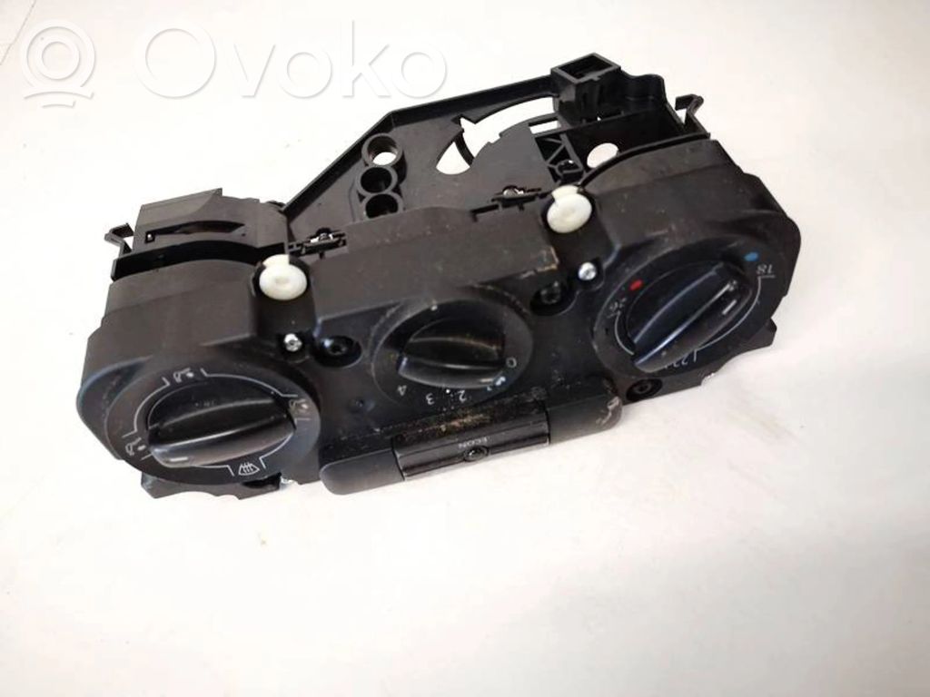 Volkswagen Golf Plus Panel klimatyzacji 