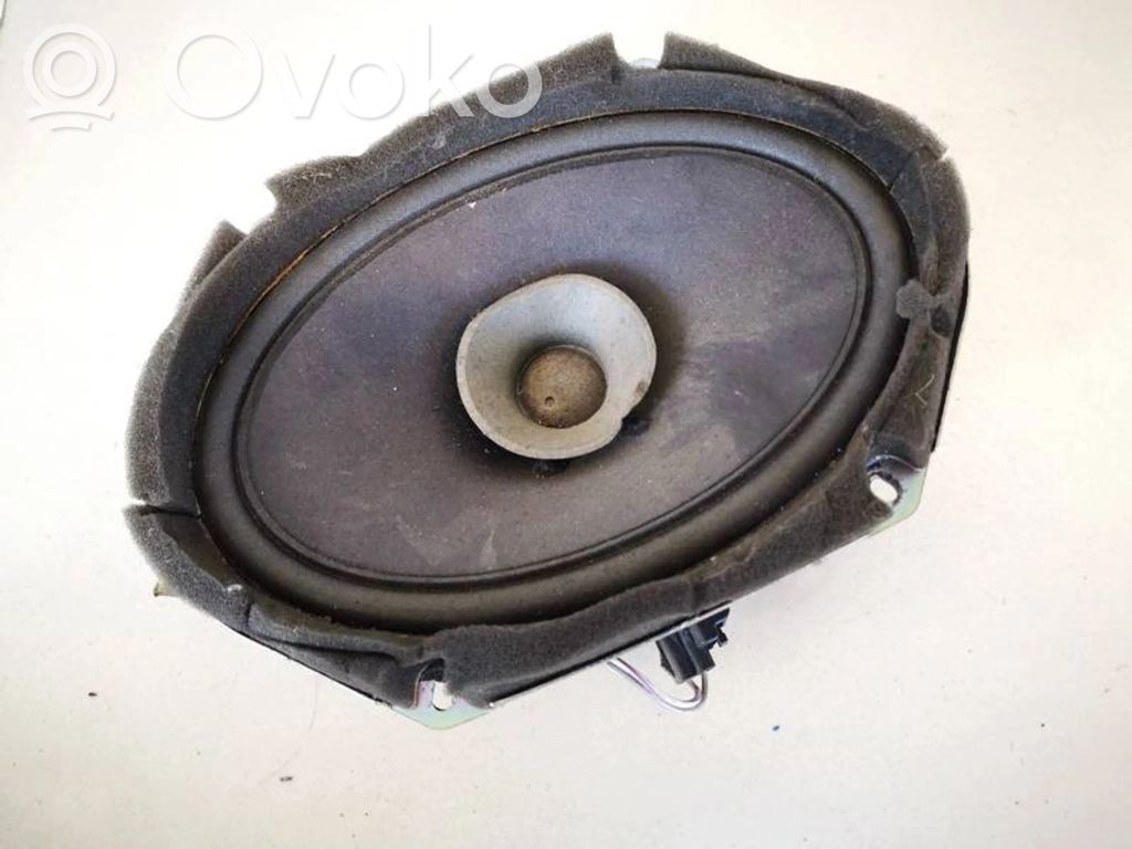 Mazda 3 I Haut-parleur de porte avant 
