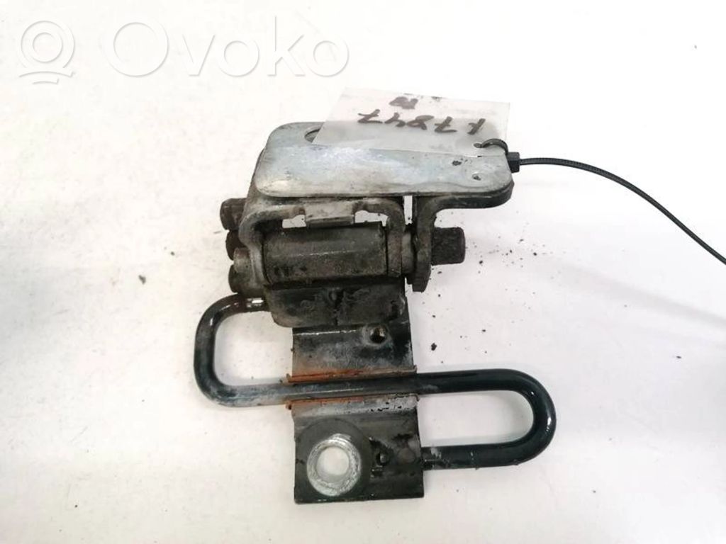 Audi A6 S6 C6 4F Takaoven alasarana