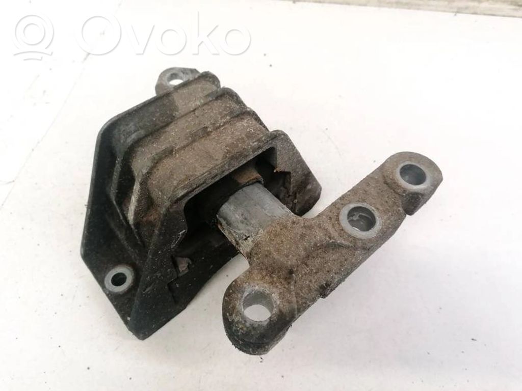 Opel Signum Supporto di montaggio del motore 