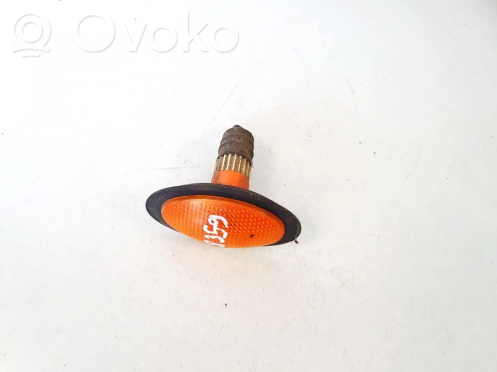 Ford Fiesta Semnalizator bară față 