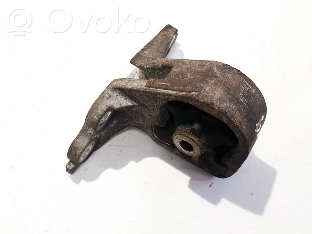 Subaru Legacy Engine mount bracket 