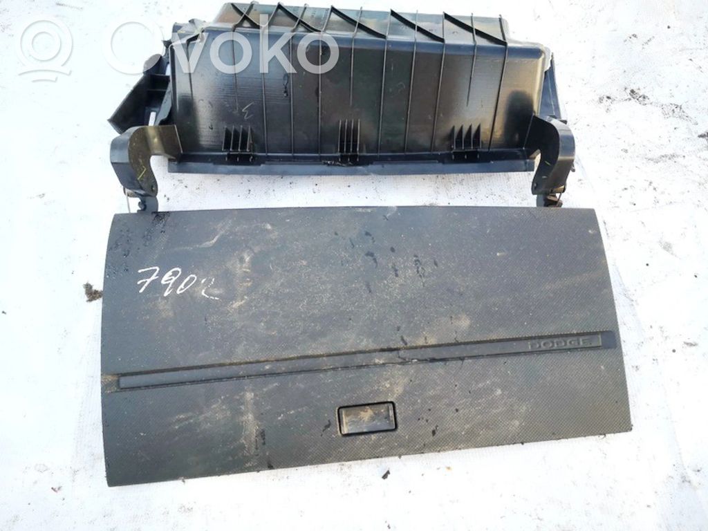 Dodge Journey Schowek deski rozdzielczej 
