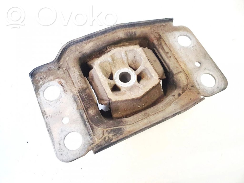 Moottorin kiinnikekorvake   6G917M121AC,6G917M121BC,6G917M121BC,6G917M121AC