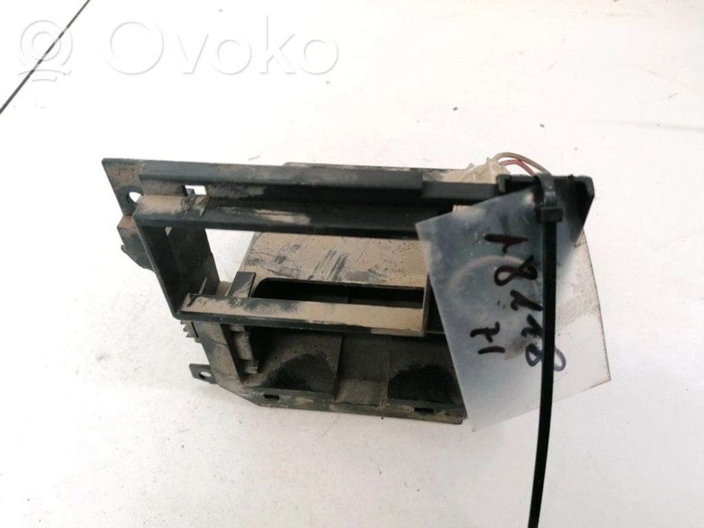 Inne części wnętrza samochodu   7D0857423,7D0857423AB,7D0857423,7D0857423AB