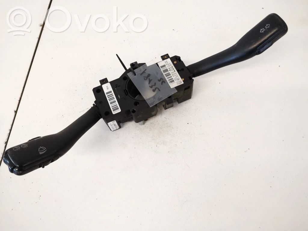 Audi A6 S6 C5 4B Leva/interruttore dell’indicatore di direzione e tergicristallo