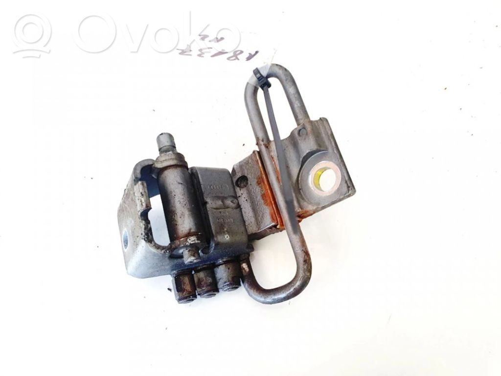 Etuoven yläsarana   4B0831412A,4B0831412A