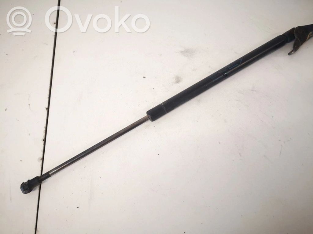 Toyota Corolla E120 E130 Vérin de capot arrière