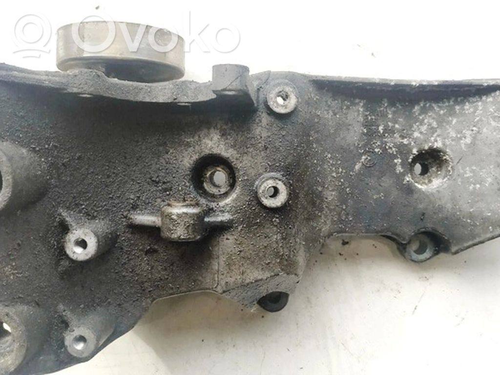 Audi A4 S4 B6 8E 8H Engine mounting bracket 