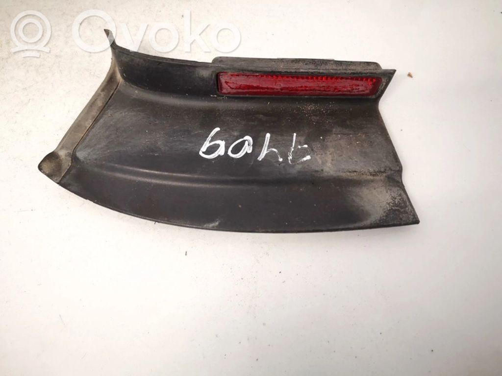 Volkswagen PASSAT B6 Reflector spate 
