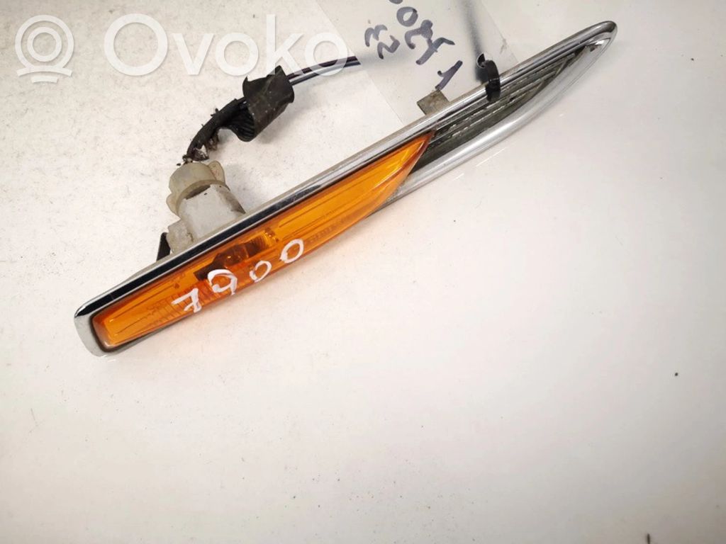 Ford Mondeo MK IV Indicatore di direzione del parafango anteriore