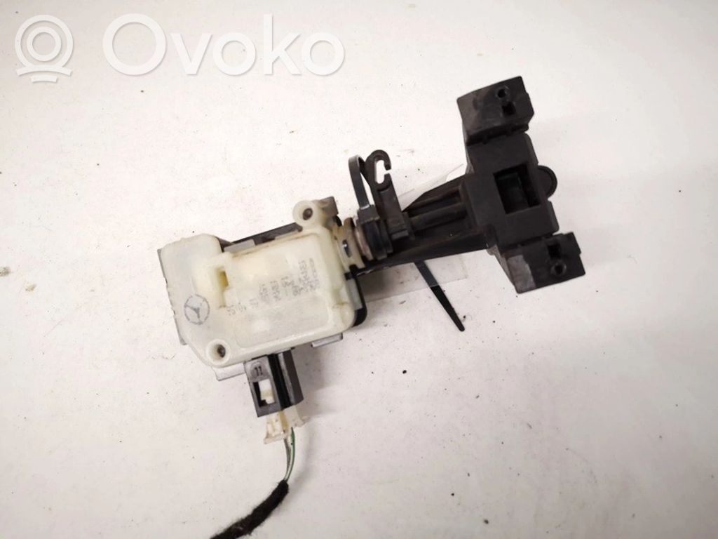 Mercedes-Benz ML W164 Motor de bloqueo de puertas
