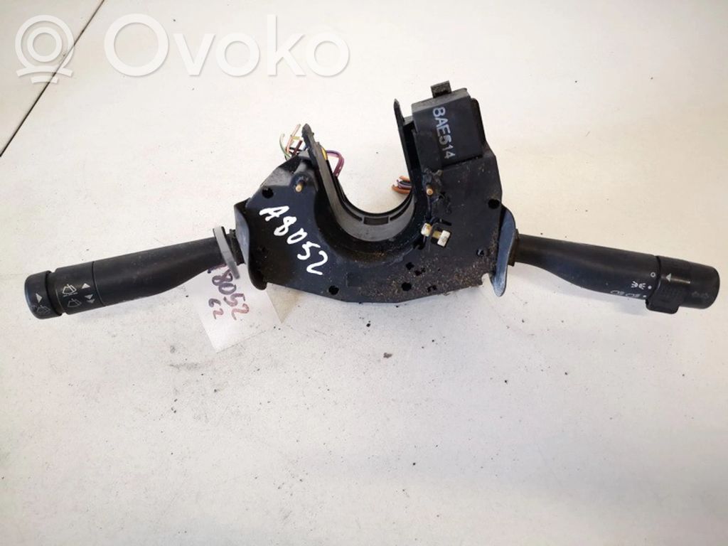 Mazda 121 SM Bloc semnalizator și ștergător parbriz 